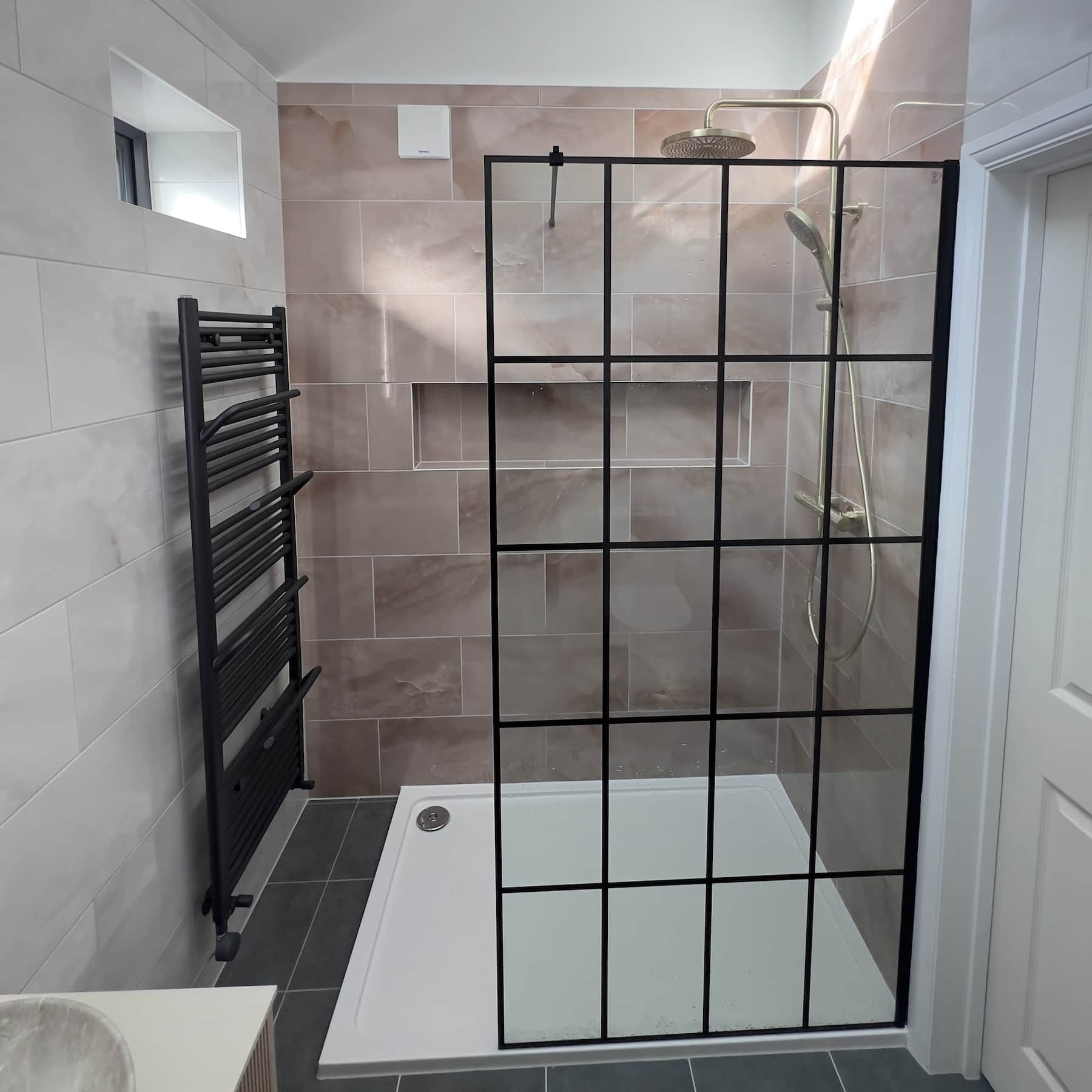 Bathroom Tiling Near Me